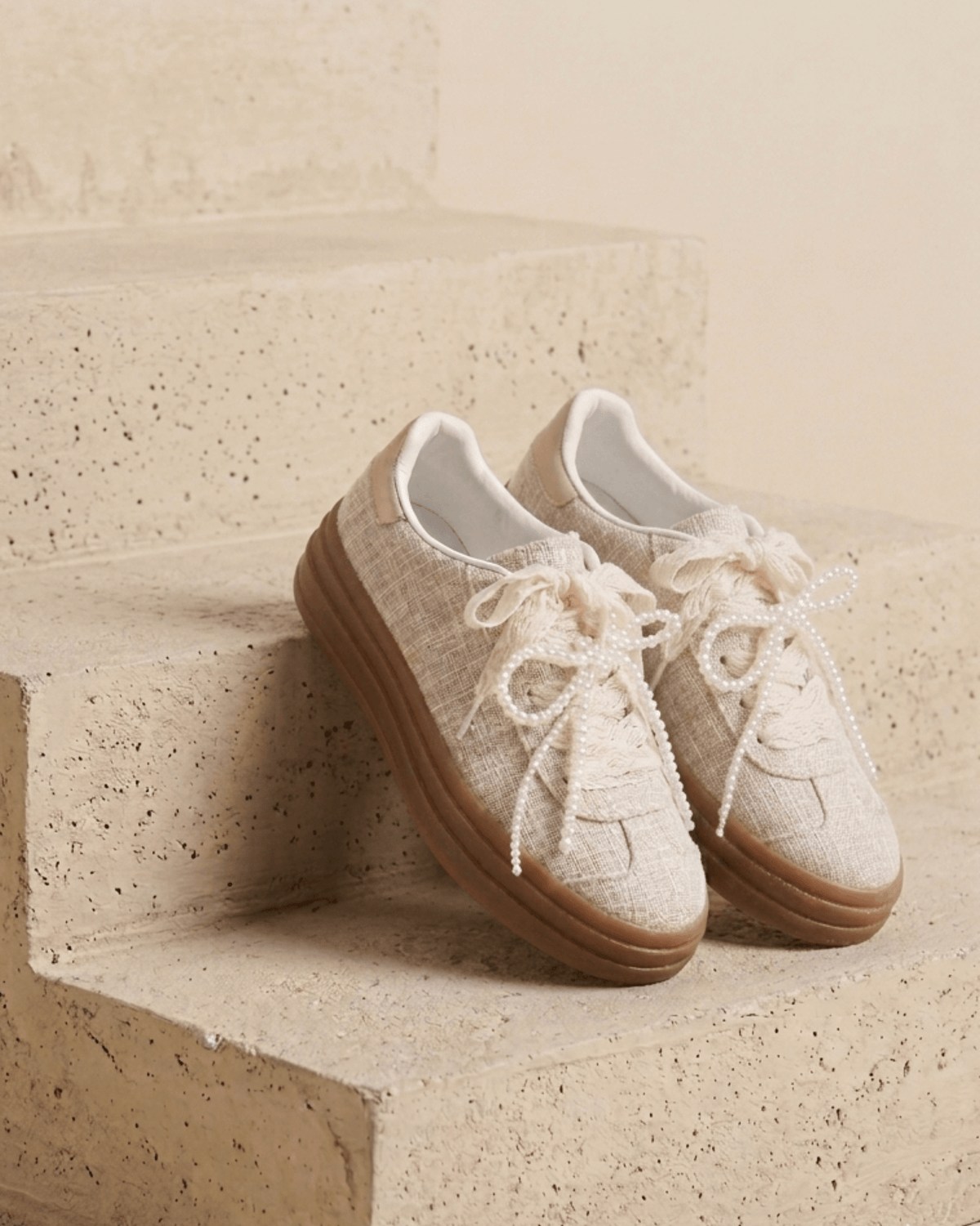 BASKETS LACETS PERLES LILA