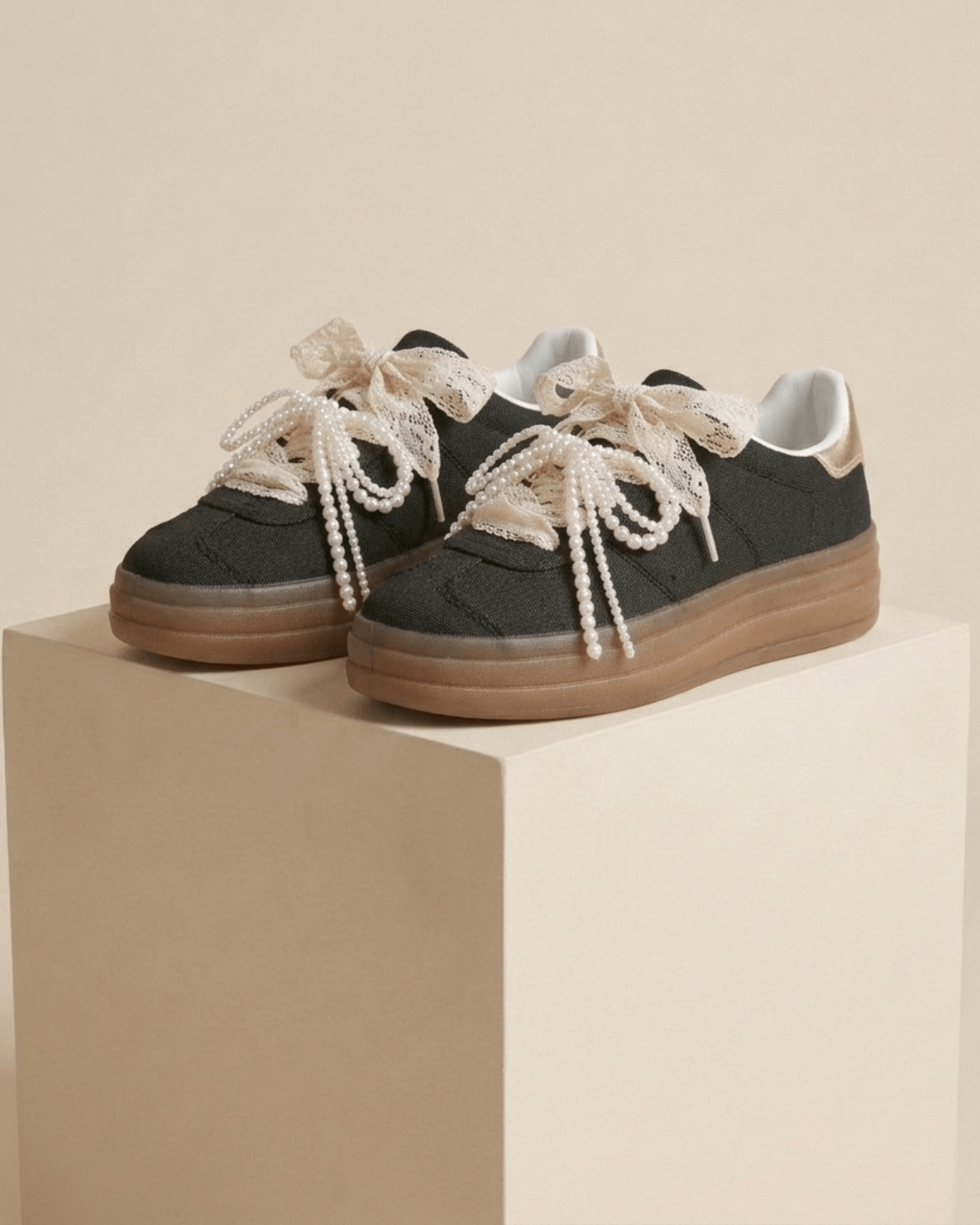 BASKETS LACETS PERLES LILA